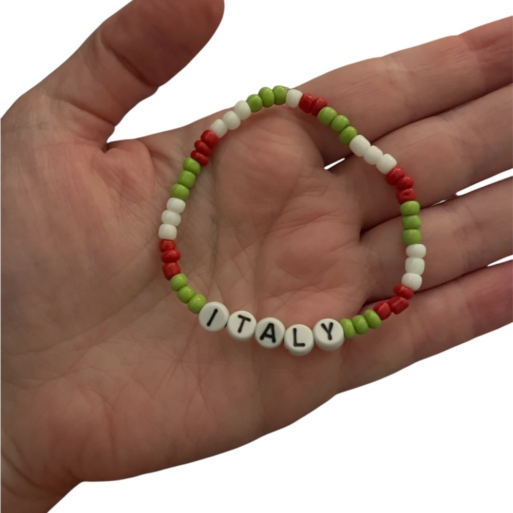 Italy Beaded Bracelet - Red, Green, White